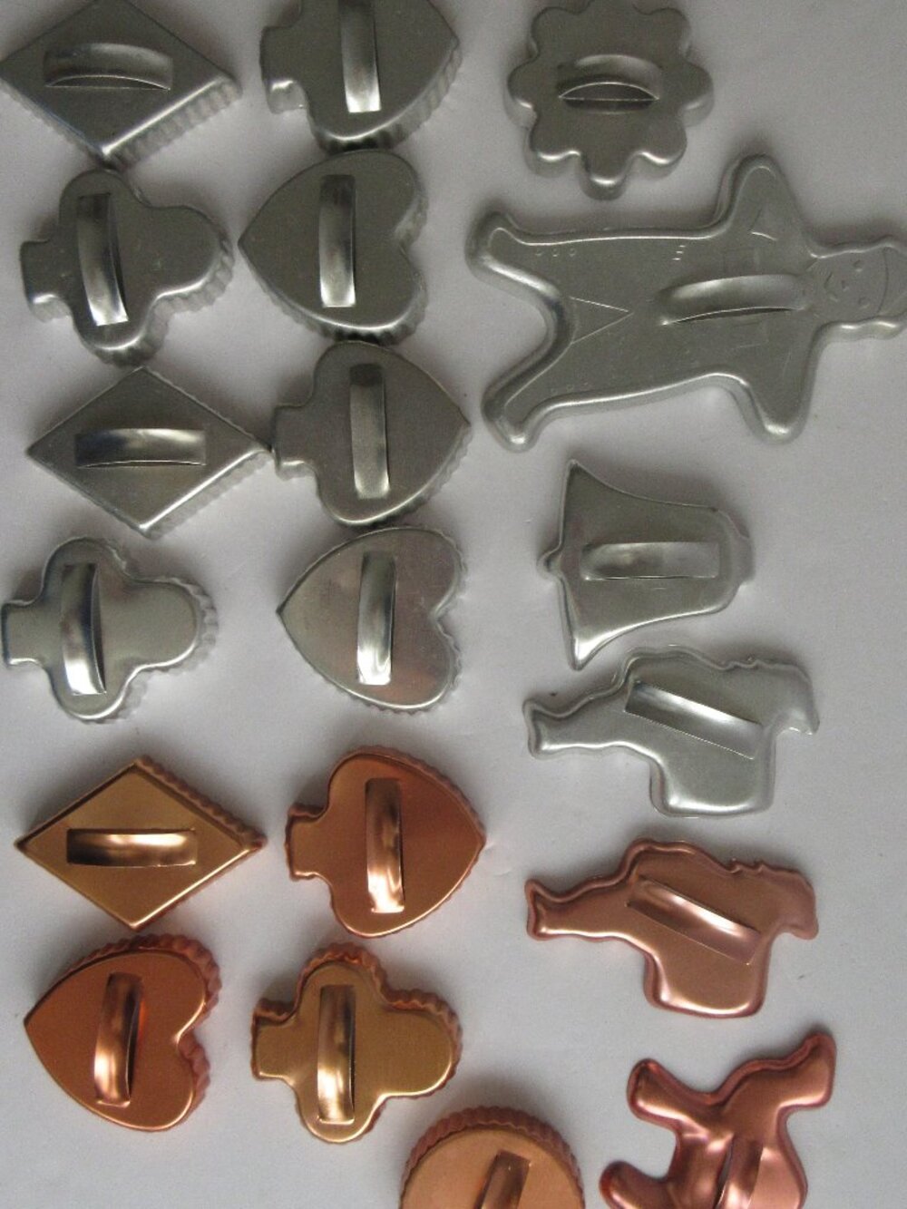 Tin and Copper Aluminum Cookie Cutters w/ top Handles Vintage Lot of 19 Assorted